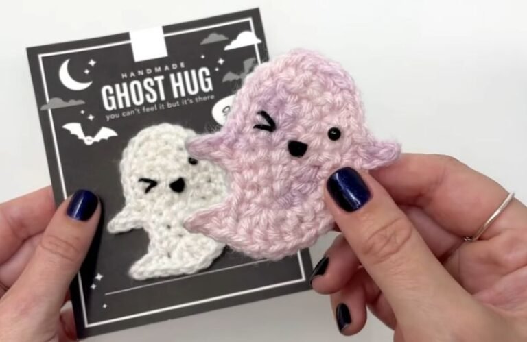 How to Crochet a Pocket Ghost Applique (Free Pattern) Crochet a Pocket Ghost Applique