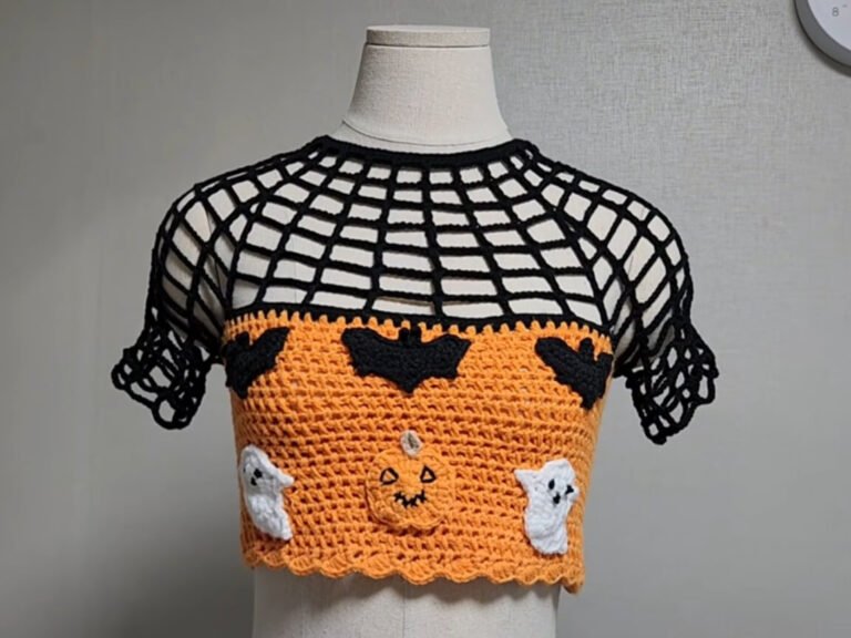 Crochet a Halloween Crop Top