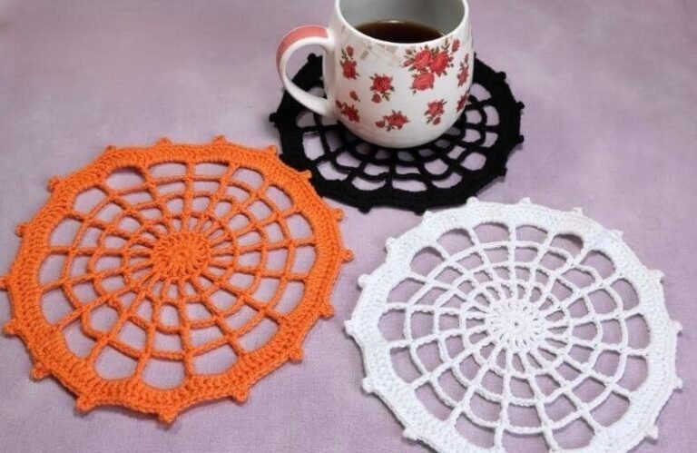 Crochet a Spider Web Doily (Free Pattern)