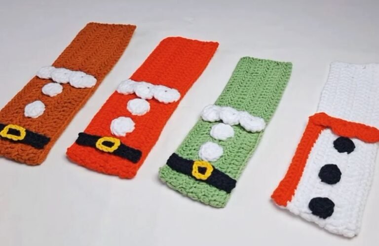 Free Crochet Cute Santa Suit Christmas Cutlery Holder Pattern Free Crochet Cute Santa Suit Christmas Cutlery Holder Pattern