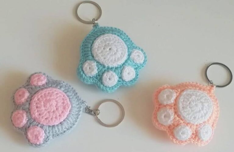 Free Easy Crochet Cat Paw Keychain Pattern