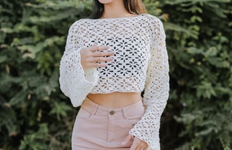 How to Crochet a Gorgeous Floral Lace Sweater (Free Pattern) crochet-floral-lace-sweater-free-pattern
